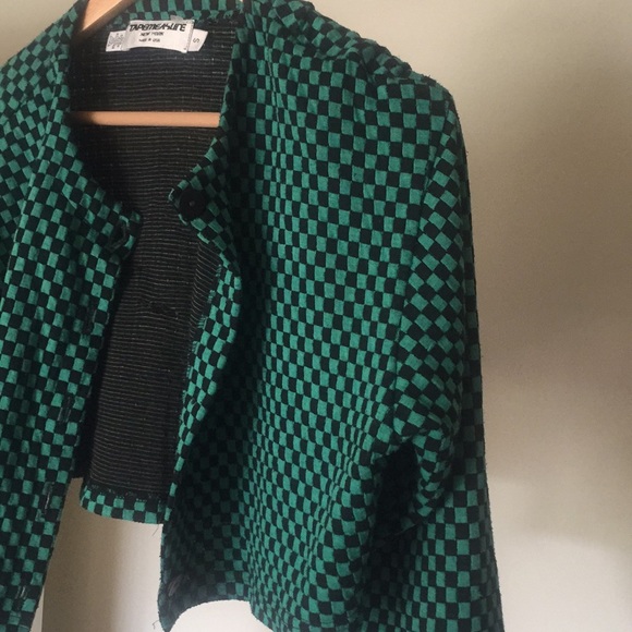 Green and black jacket - Picture 6 of 8